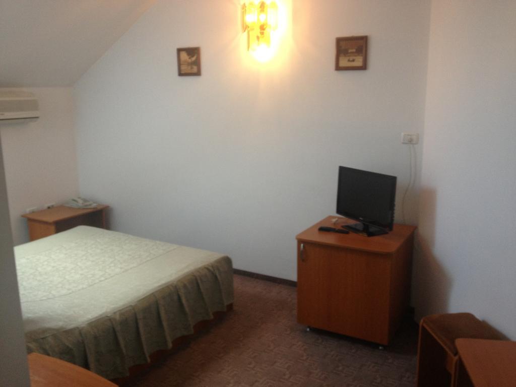 אראד Hotel Lotus חדר תמונה
